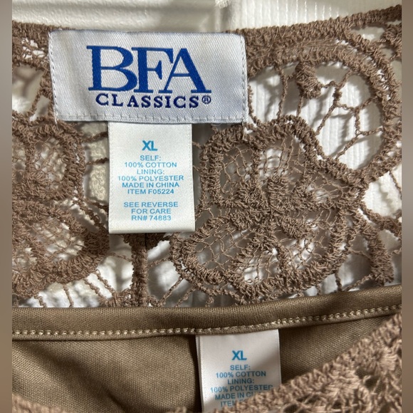 BFA Classics Lacey Sweater with attached Tank-top panel. Taupe. Size XL $18 - Picture 6 of 9